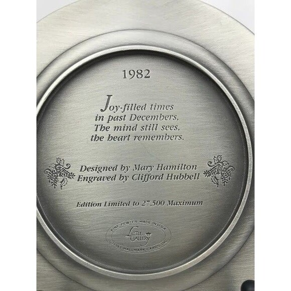 1982 Hallmark Christmas Pewter Plate Designed by Mary Hamilton - Made USA - Picture 3 of 3
